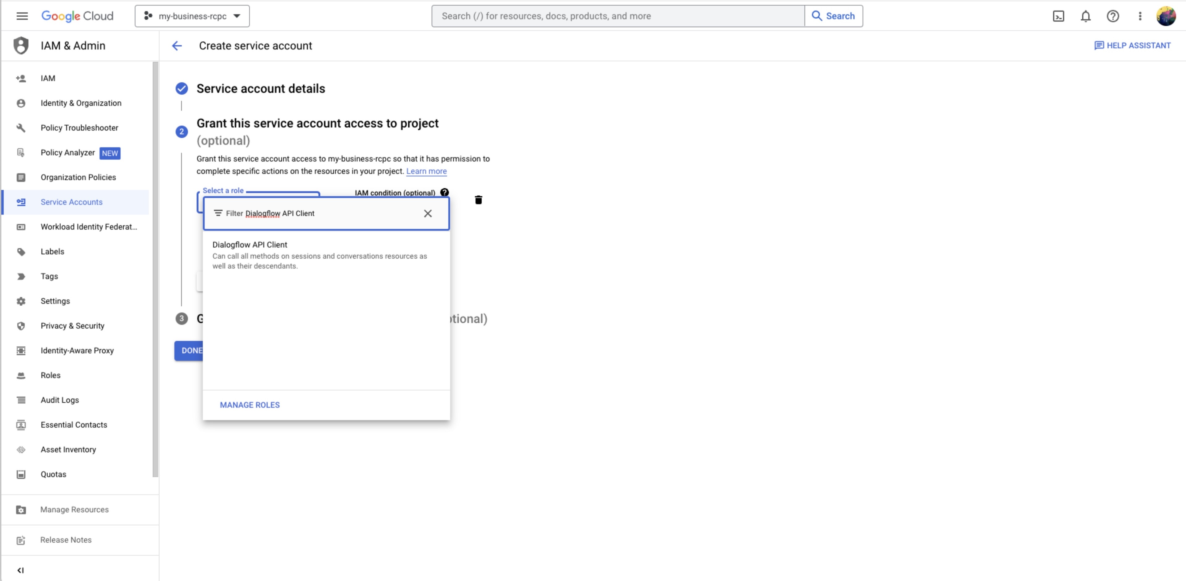 captura de pantalla mostrando cómo asignar el rol del cliente de la API de Dialogflow a la cuenta de servicio 