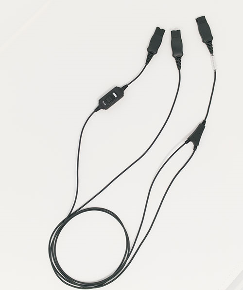 Leitner corded y-training cord with mute button
